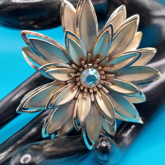 Vintage Gold Tone Flower Brooch, AB Rhinestone, 1960s, 2 3/8 Inch - Picture 4 of 10